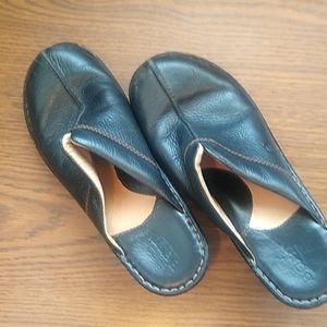 Make Offer! Authentic Born leather Shoes
